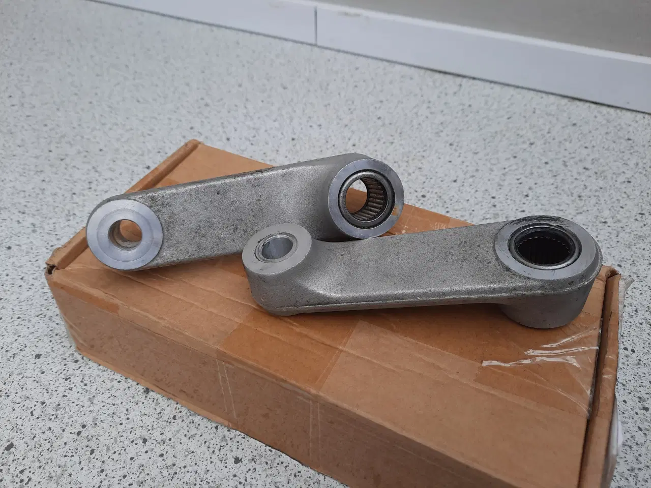 Billede 1 - Kødben sænkningssæt til Suzuki Intruder M1800