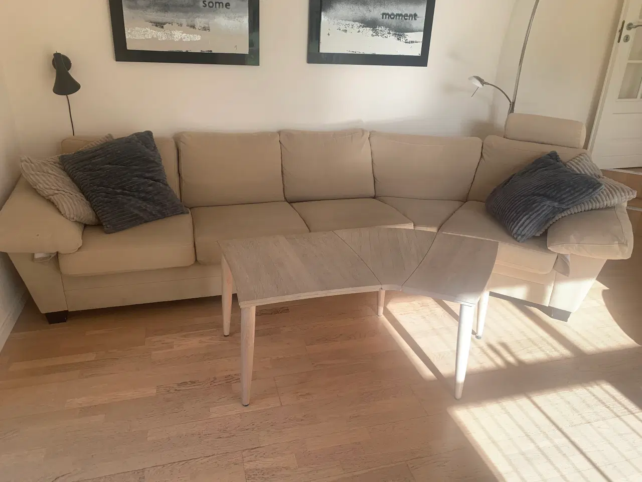 Billede 1 - Smart lys hjørne sofa med bord