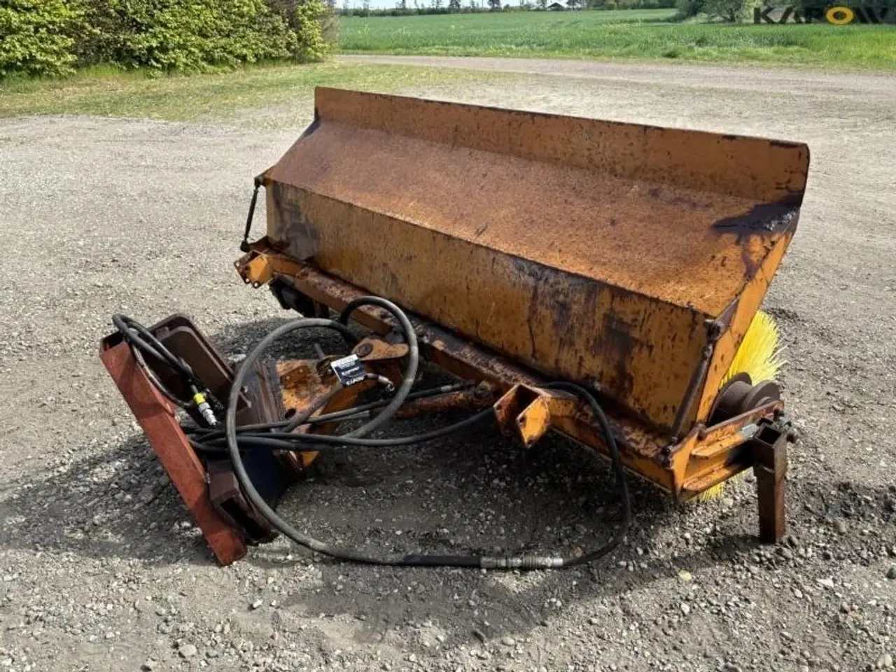 Billede 4 - - - - Kost med A-ramme