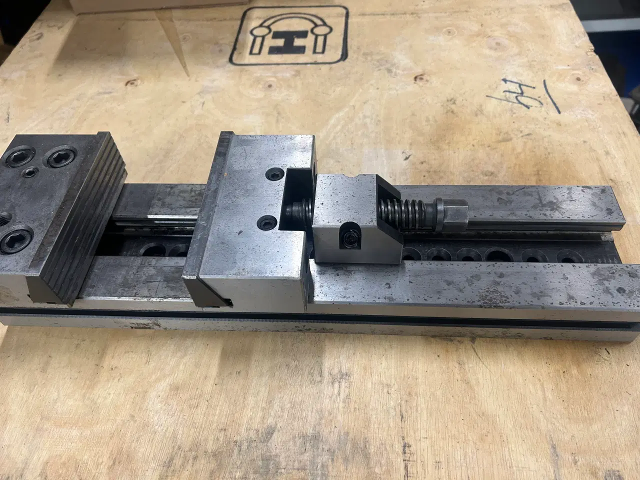 Billede 1 - Maskinskruestik