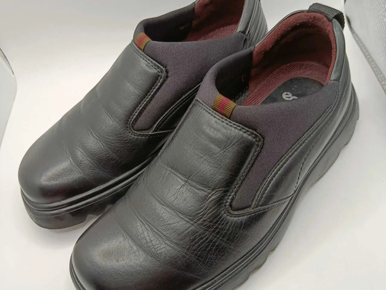 Billede 3 - Ecco sort læder sko 40.5str