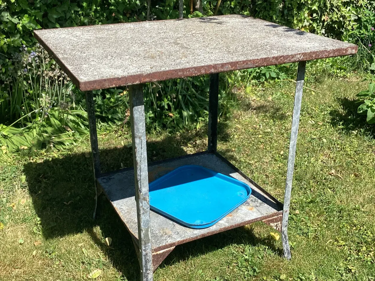 Billede 2 - Gammelt gasbord jern og beton