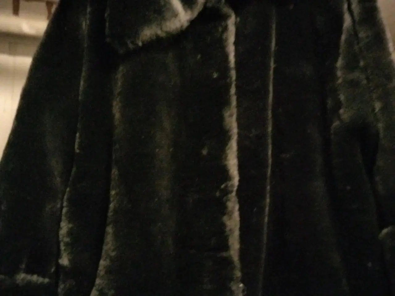 Billede 1 - Pelsfrakke sælges