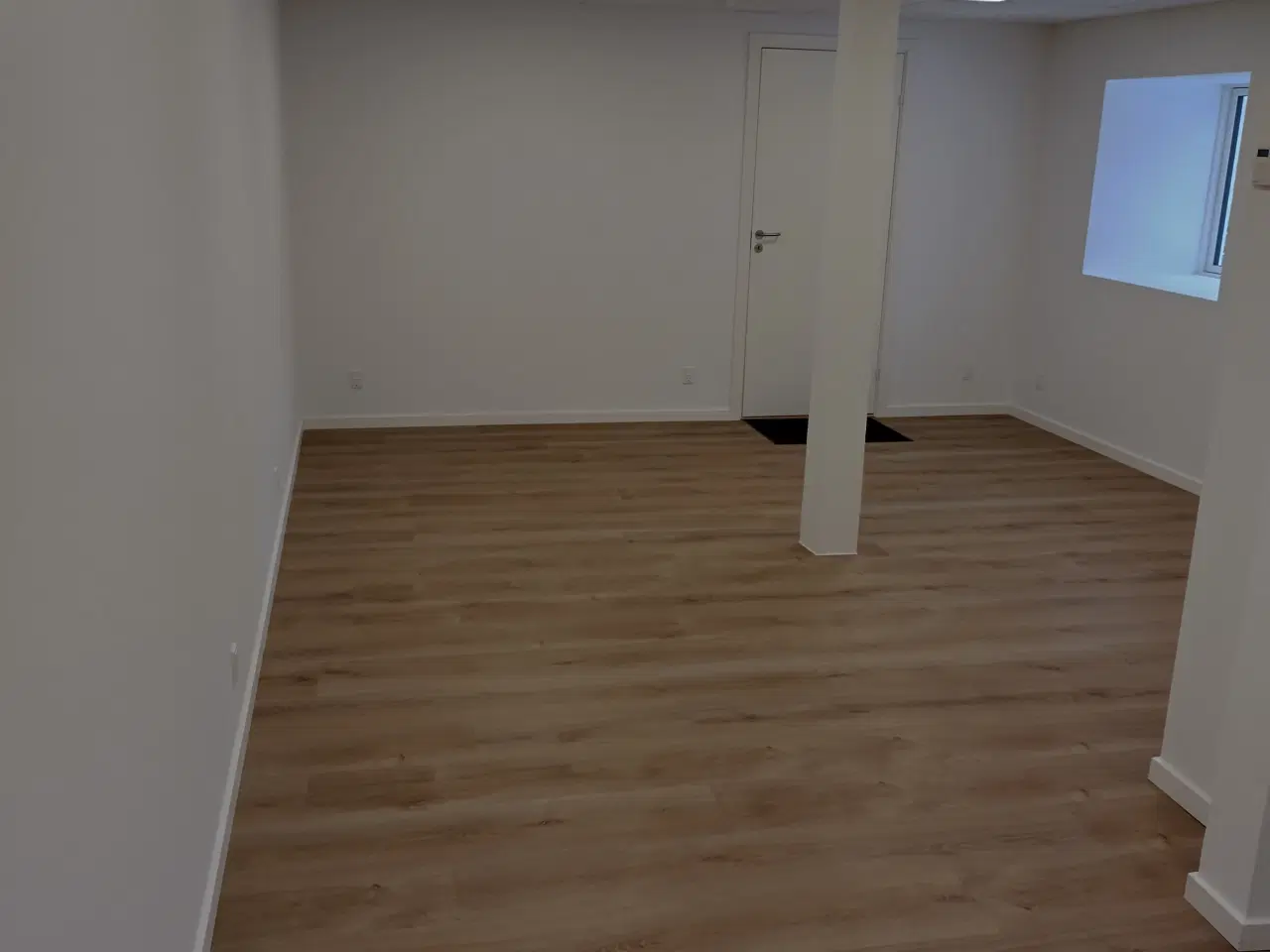 Billede 8 - Ny Istandsat butikslokale udlejes