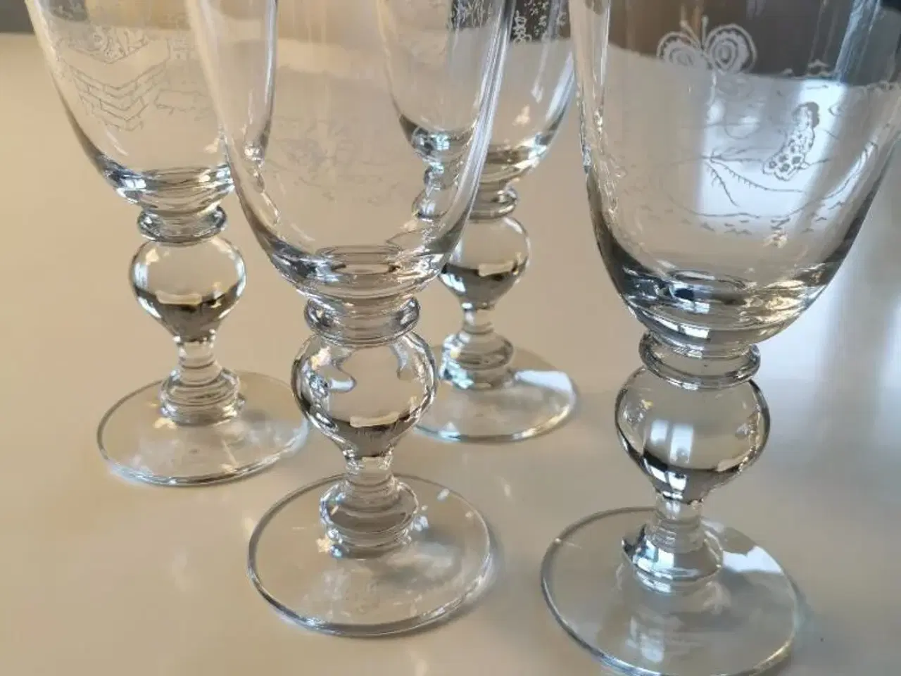 Billede 1 - HC Andersen glas