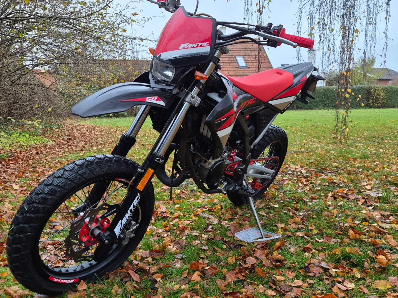 Billede 1 - JULEGAVEN! FANTIC 50 Motard årg 2019