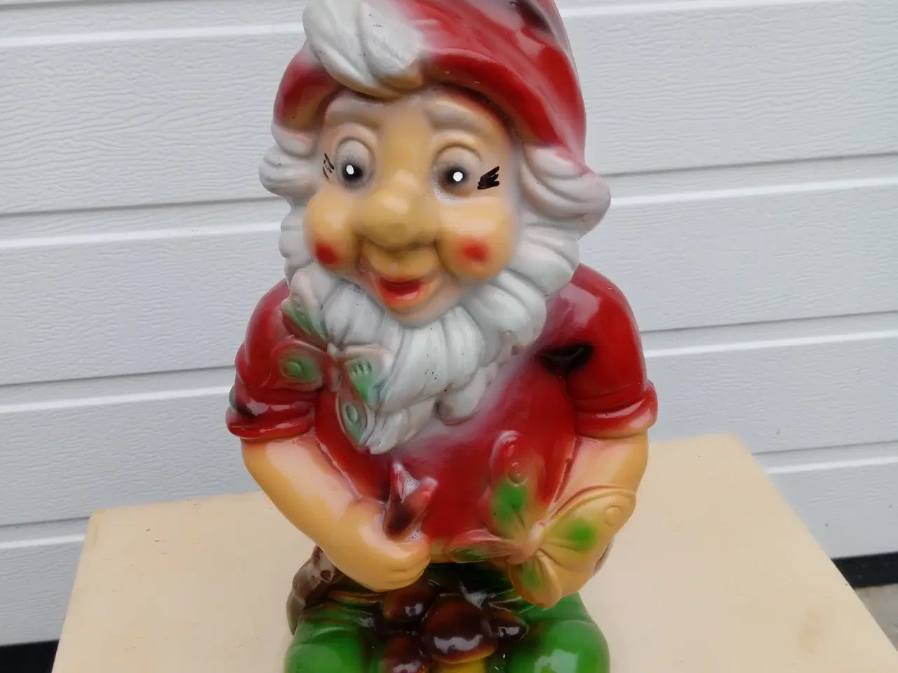Billede 1 - Julenisse, lille glad havenisse højde 35 cm