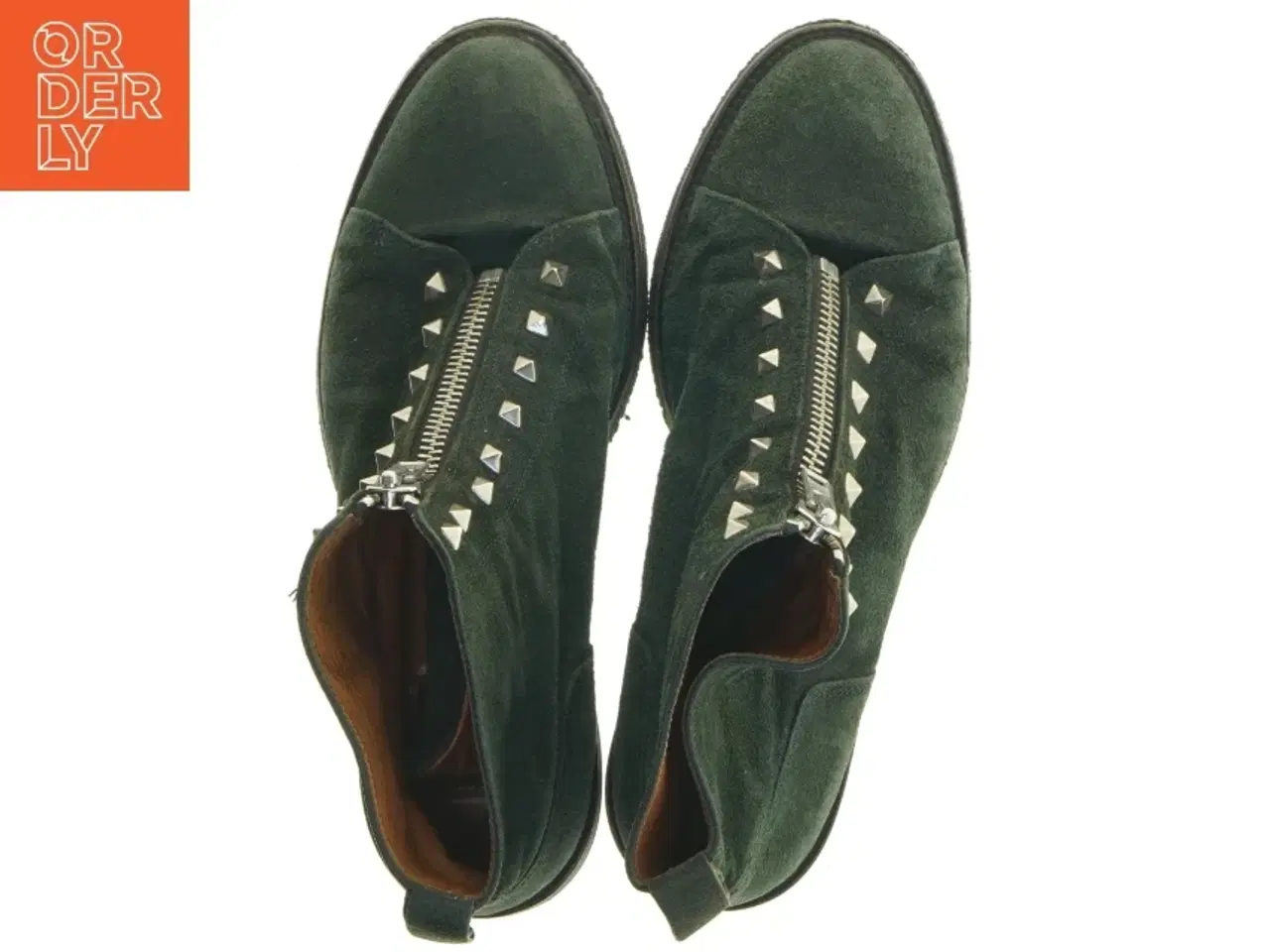 Billede 5 - Støvlere med nitter og lynlås fra Billi Bi (str. 39 )