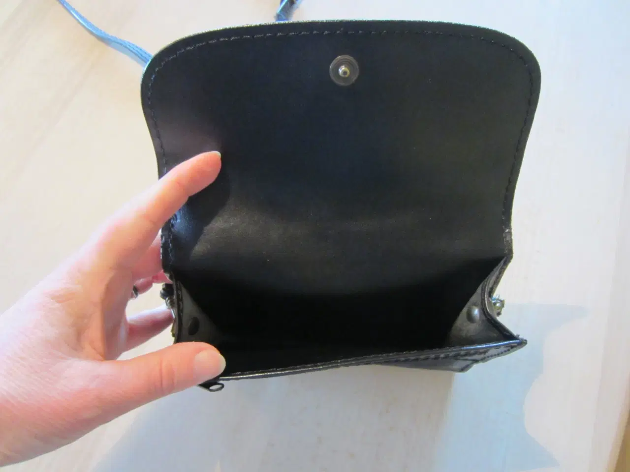 Billede 7 - Festtaske i sort læder fra Gianni Conti