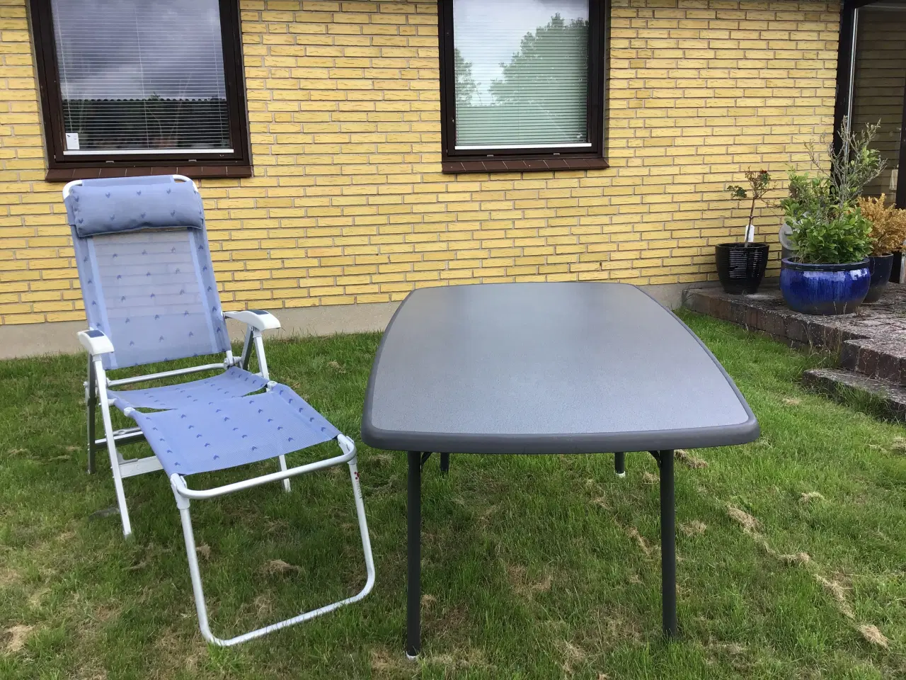 Billede 2 - Campingbord m 4 stole sælges 