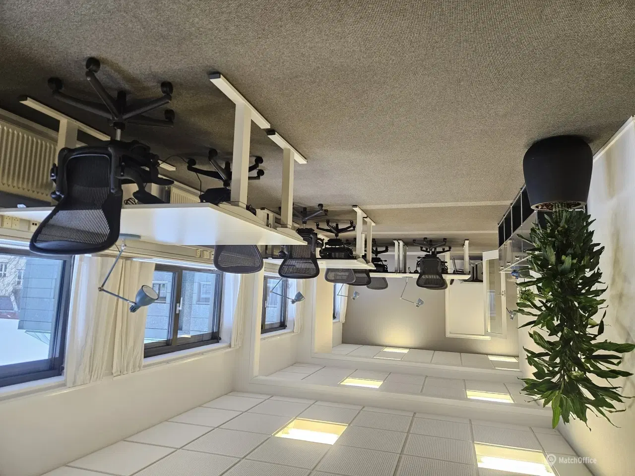 Billede 22 - Stilet arbejdsplads i byens teknologidistrikt