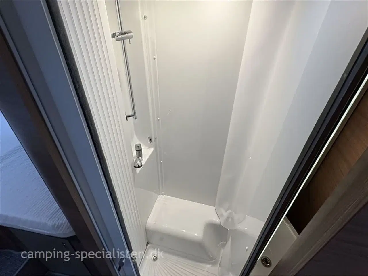 Billede 15 - 2024 - Knaus L!VE I 650 MEG   Knaus L!VE I 650 MEG 2024 - Masser af Udstyr! Se den nu hos Camping-Specialisten.dk