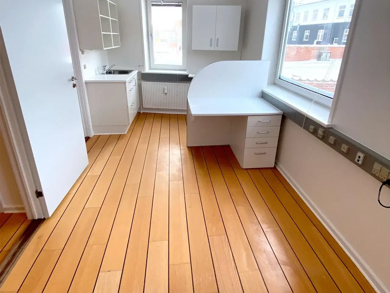 Billede 14 - Stort og attraktivt erhvervslokale i stueetagen!