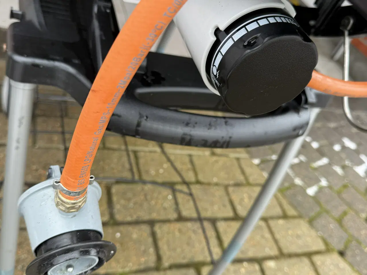 Billede 4 - Q200 Weber Gasgrill 