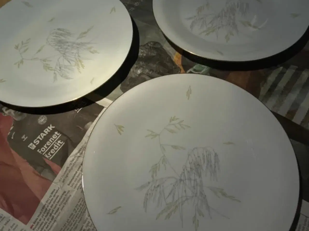 Billede 9 - Tallerkener