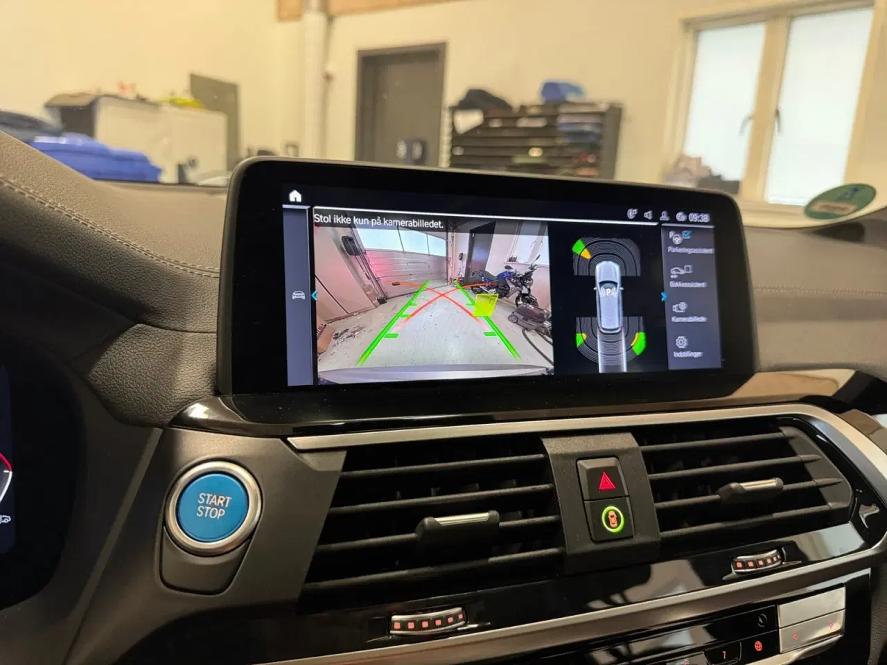 Billede 11 - BMW iX3  Charged