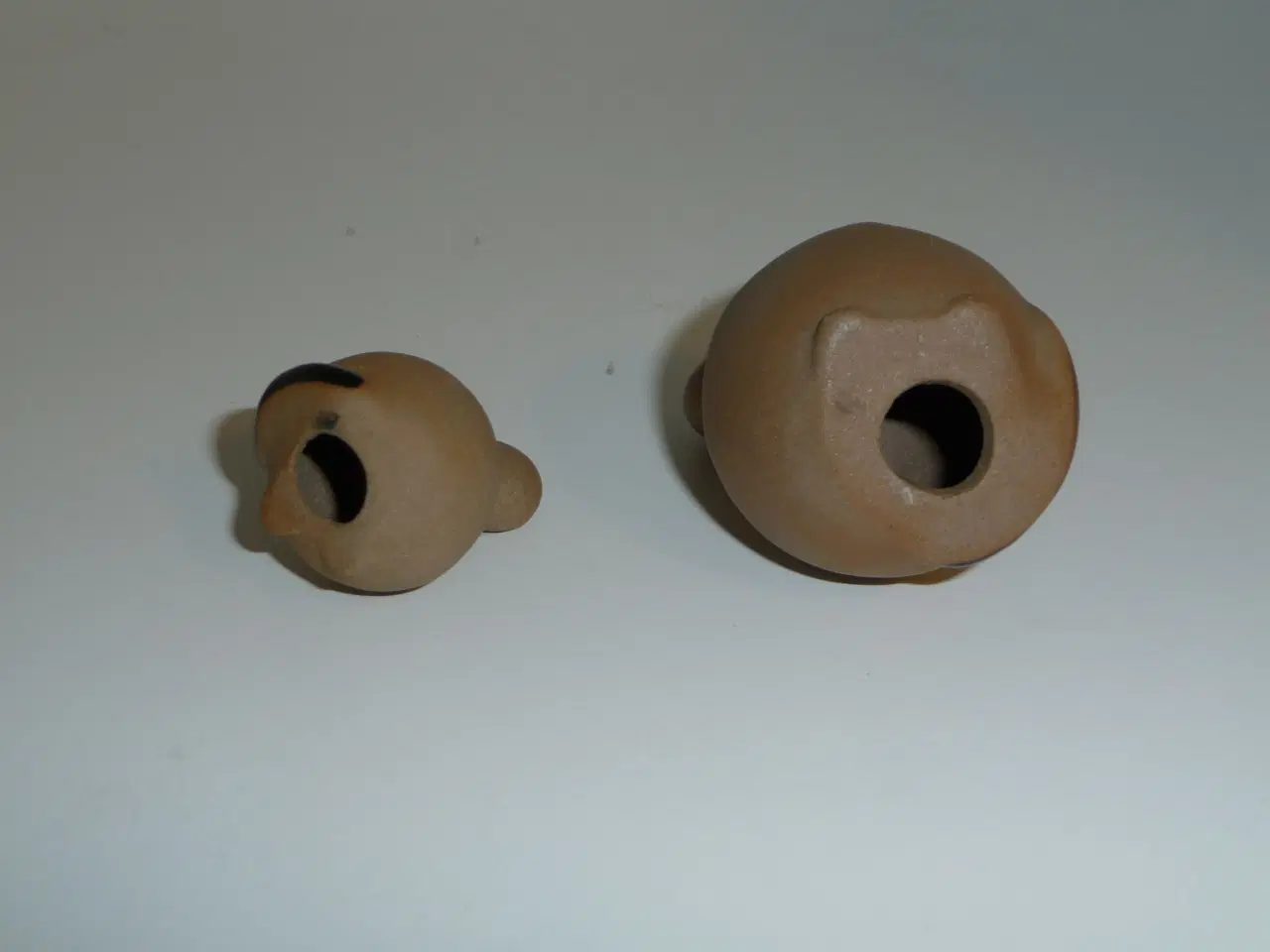 Billede 3 - 2 små mus i stentøj eller keramik