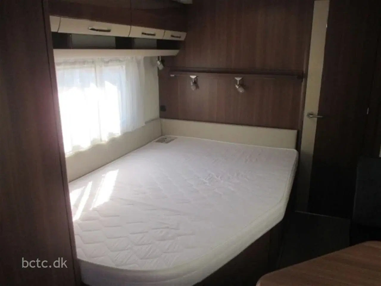 Billede 15 - 2019 - LMC Maestro 695 D ARCTIC