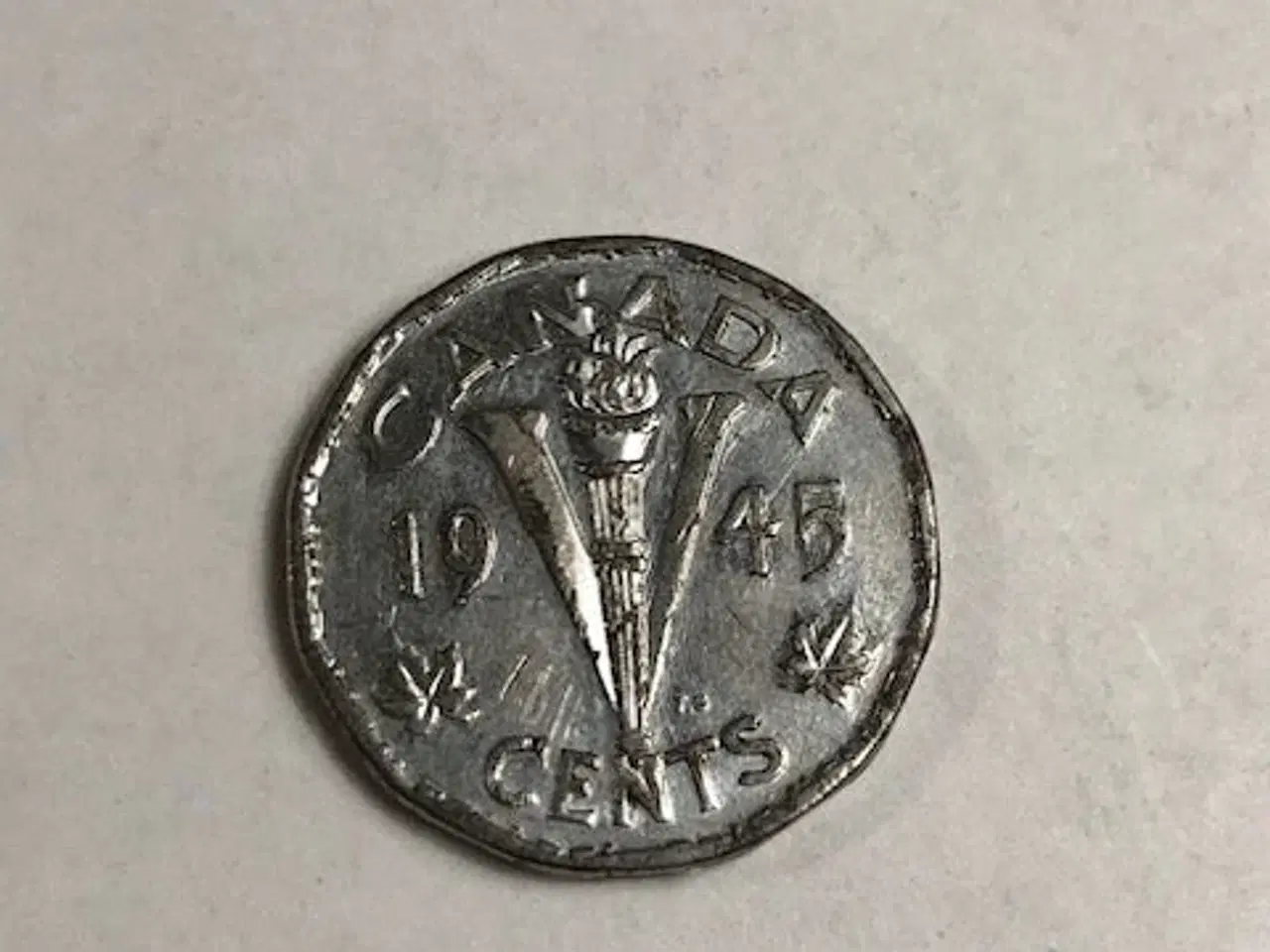 Billede 1 - Five cent Canada 1945