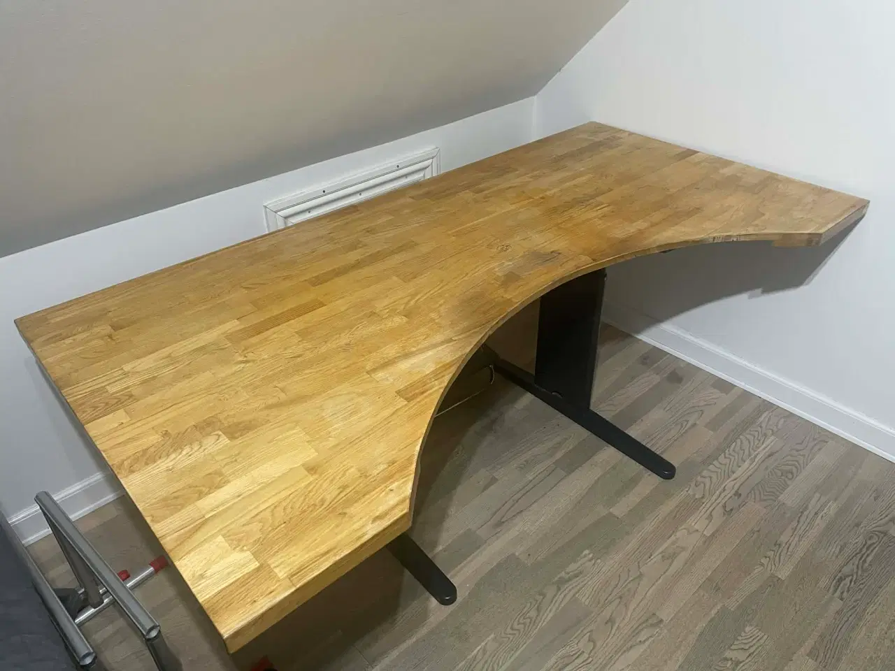 Billede 1 - Skrivebord 