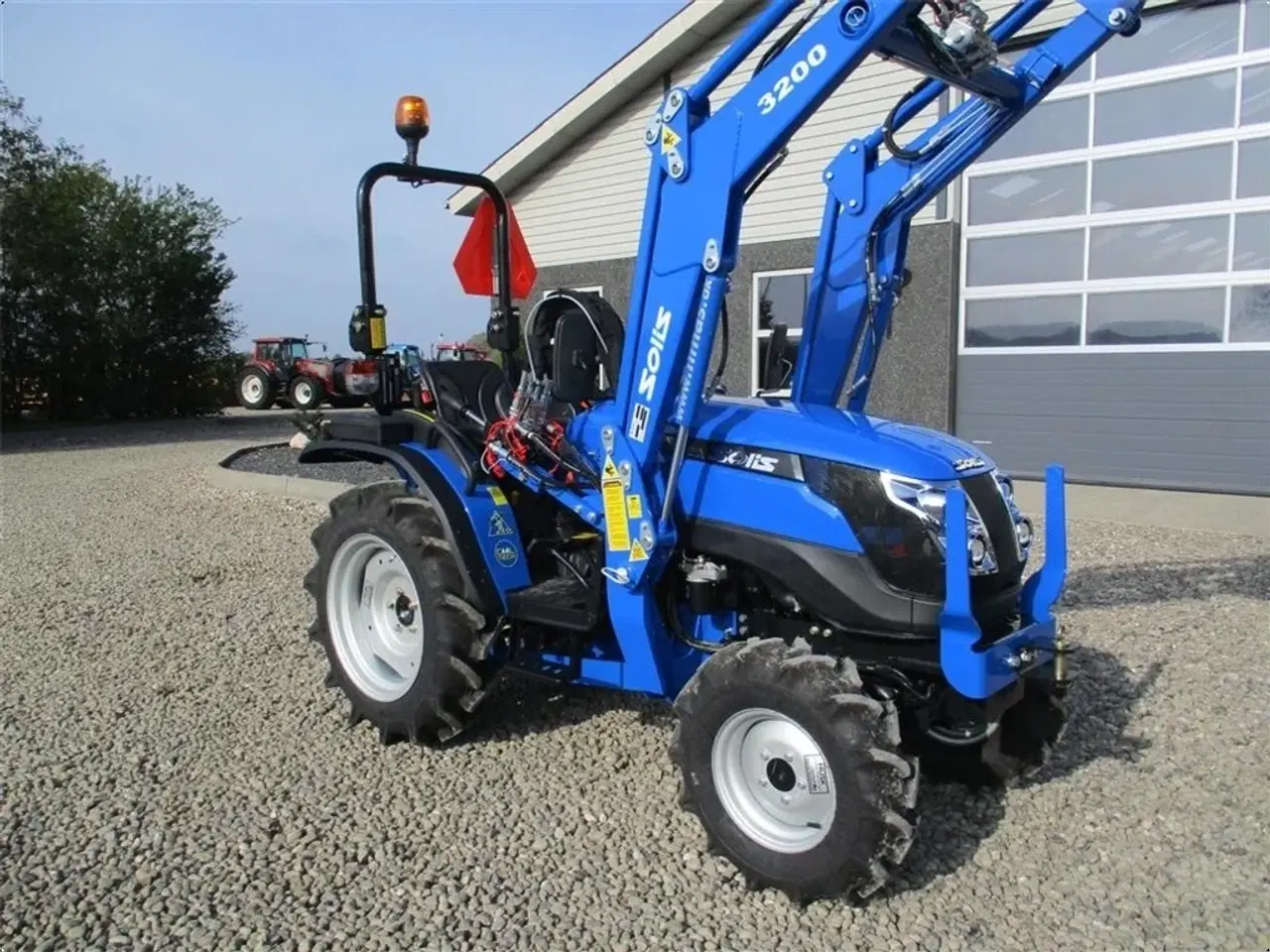 Billede 14 - Solis S26 6+2 gearmaskine med Fuldhydraulisk frontlæsser