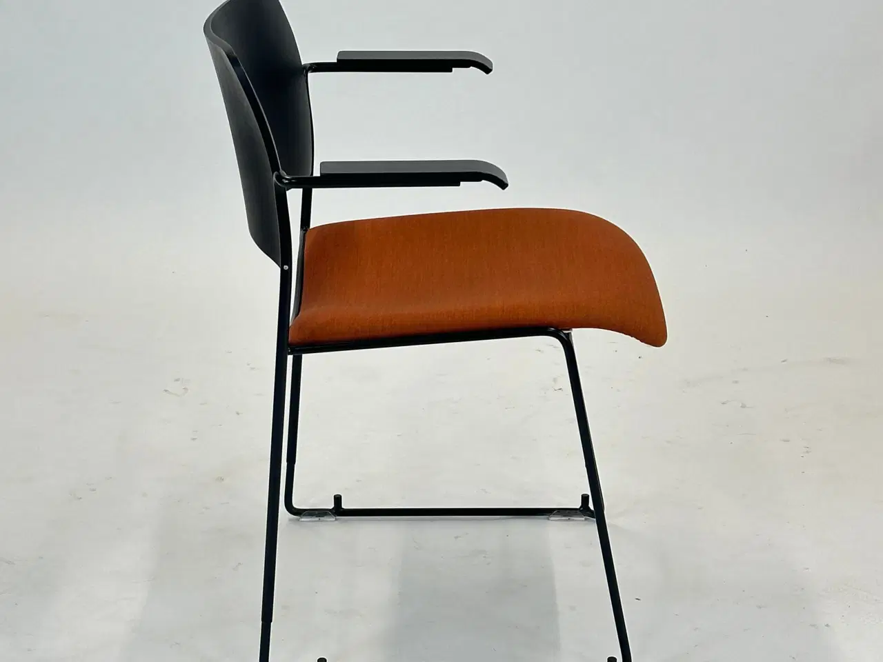 Billede 6 - Howe | 40/4 Konferencestol (Orange/Sort)