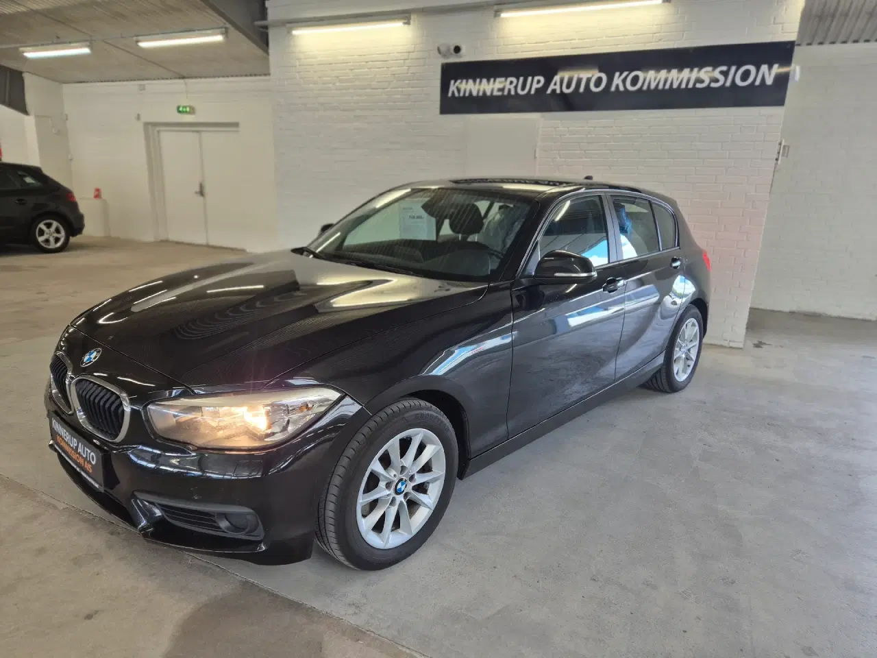 Billede 1 - BMW 120d 2,0 D Connected 190HK 5d 6g