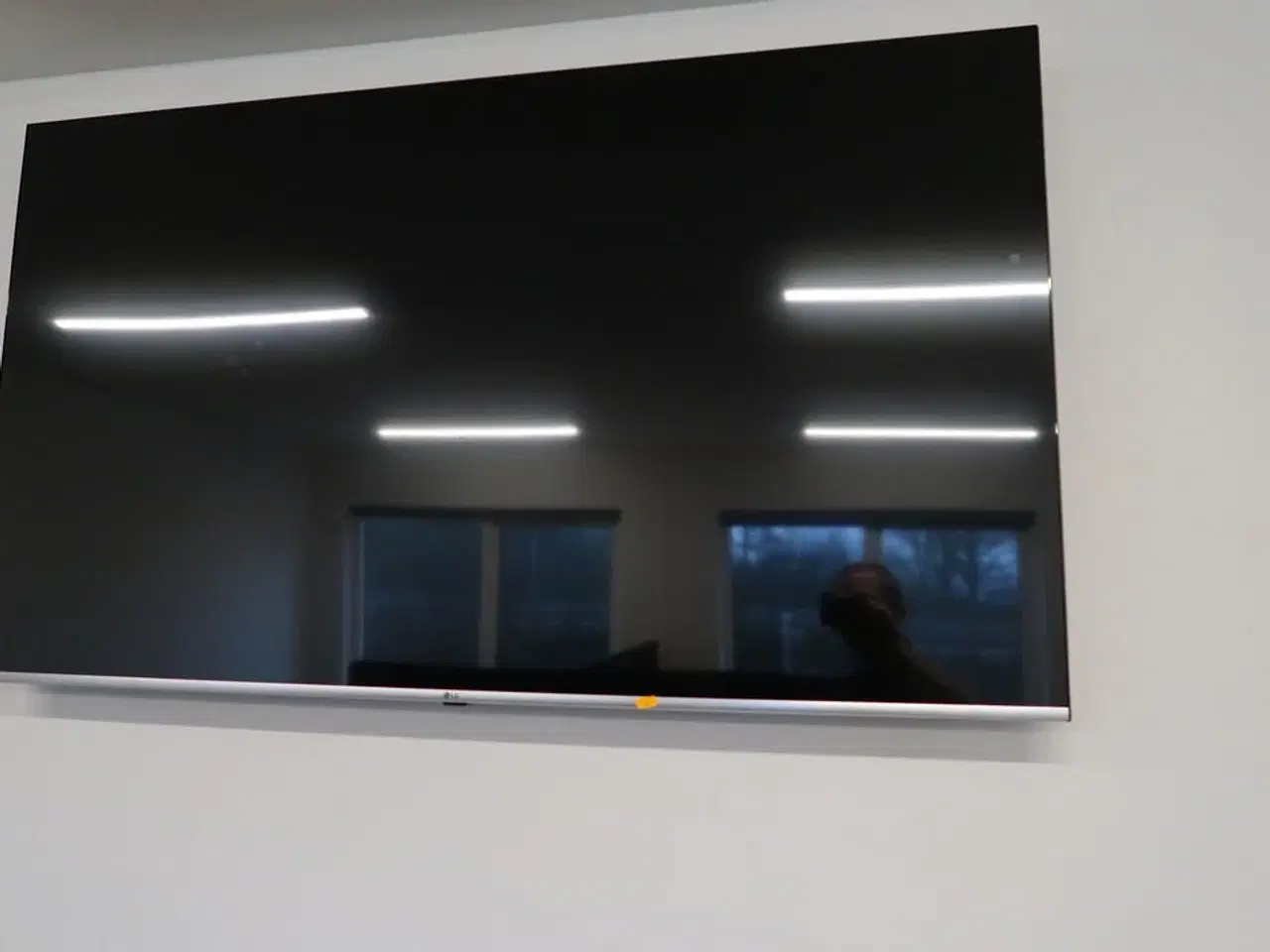 Billede 4 - Fjernsyn LG med fjernbetjening