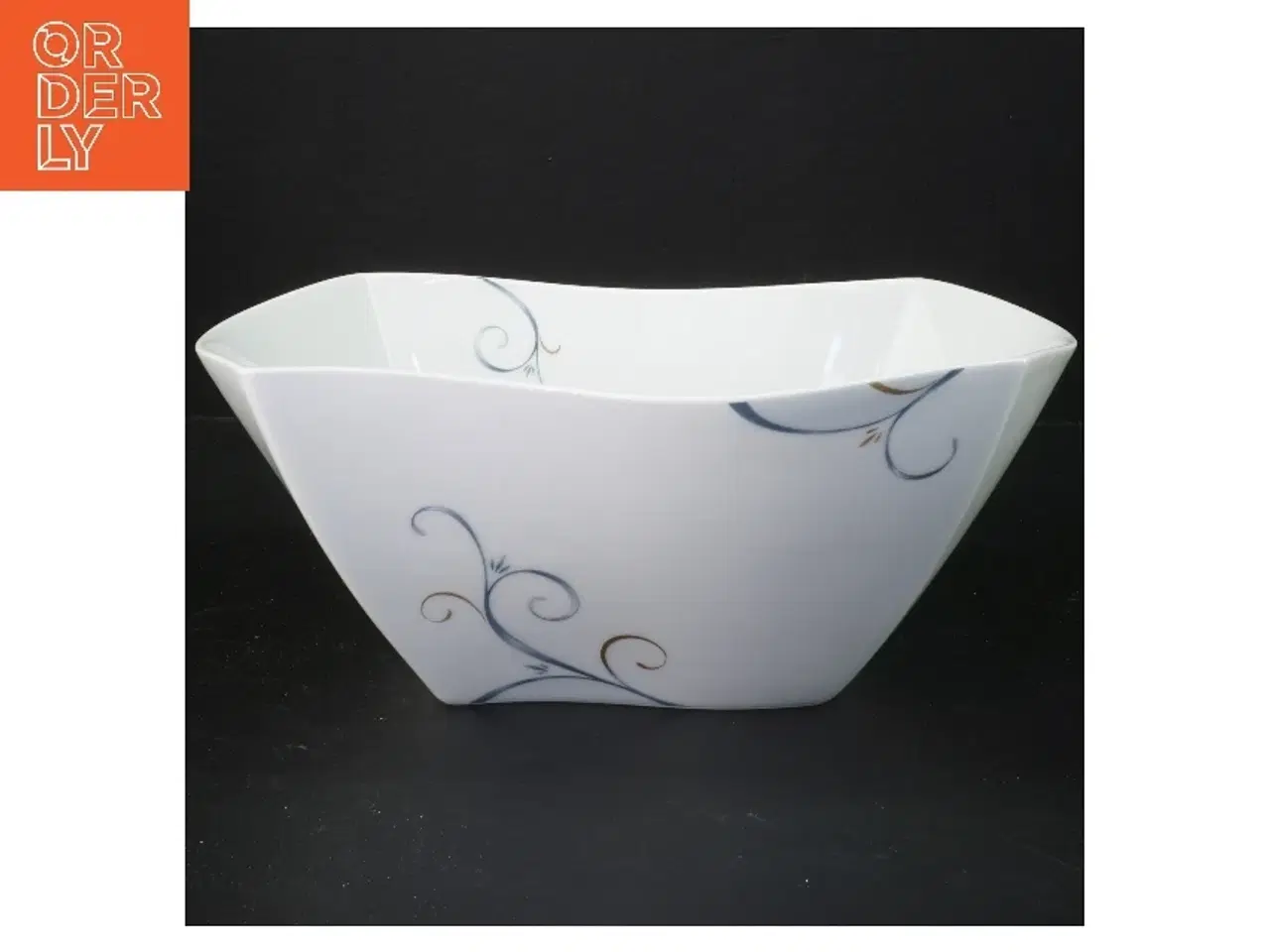 Billede 1 - Serveringsskål fra Fyrklveren Victoria (str. 27x22x12 cm)