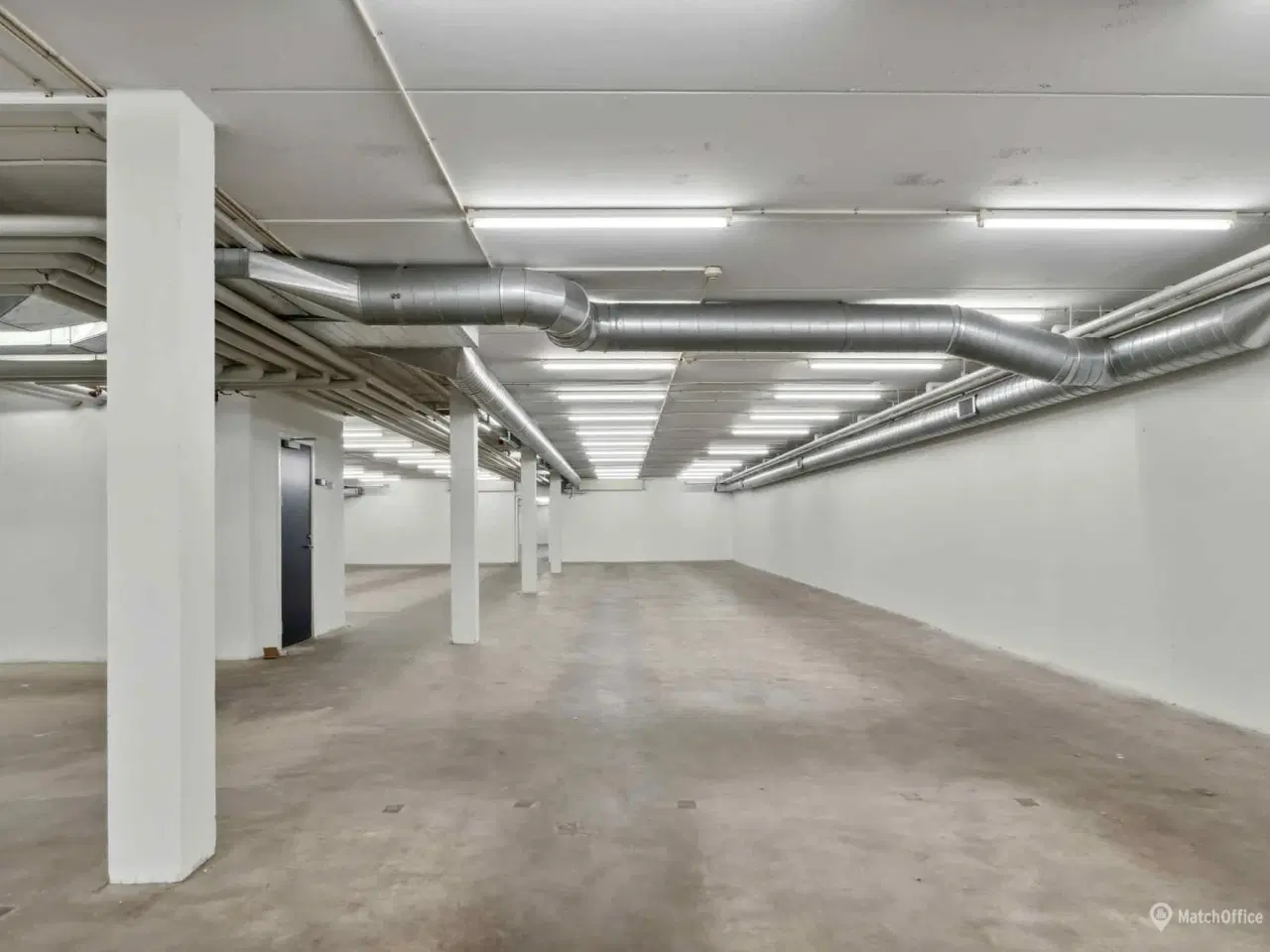 Billede 1 - Lager/depot med central beliggenhed i Kgs. Lyngby