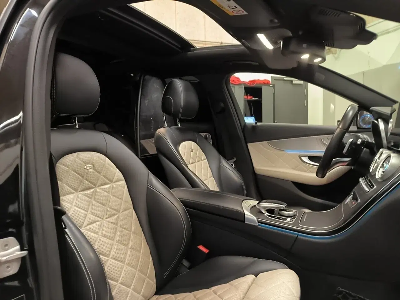 Billede 18 - Mercedes C450 3,0 AMG Sport stc. aut. 4Matic