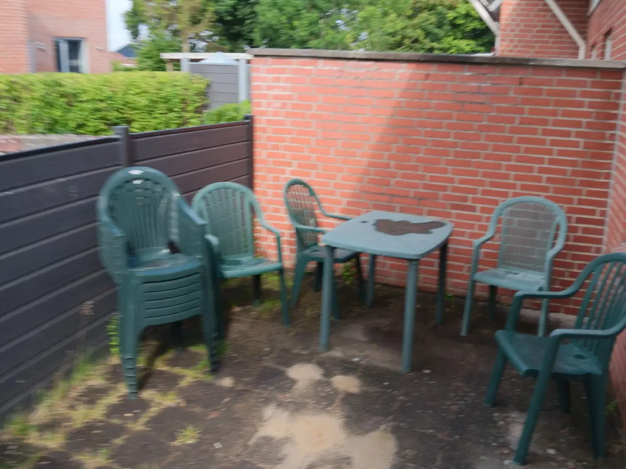 Billede 1 - havemøbler med ekstra stole bortgives