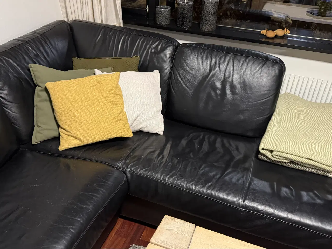 Billede 3 - Lædersofa med chaiselong