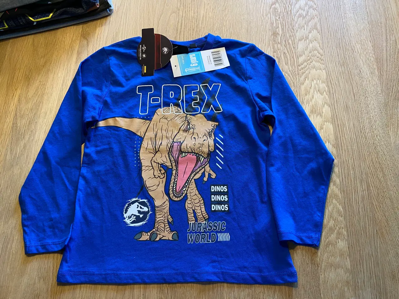 Billede 8 - Jakke Hummel, Tshirt Hummel 116,