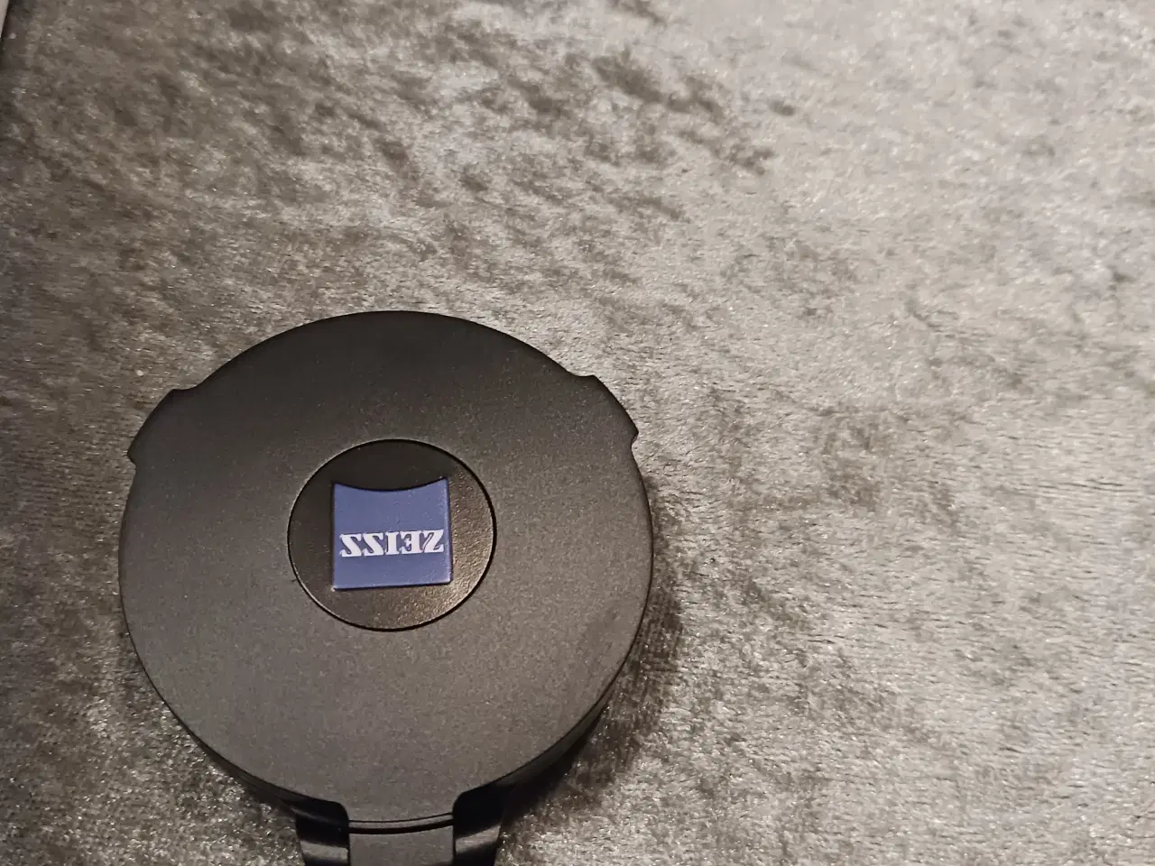 Billede 1 - Zeiss front cover 