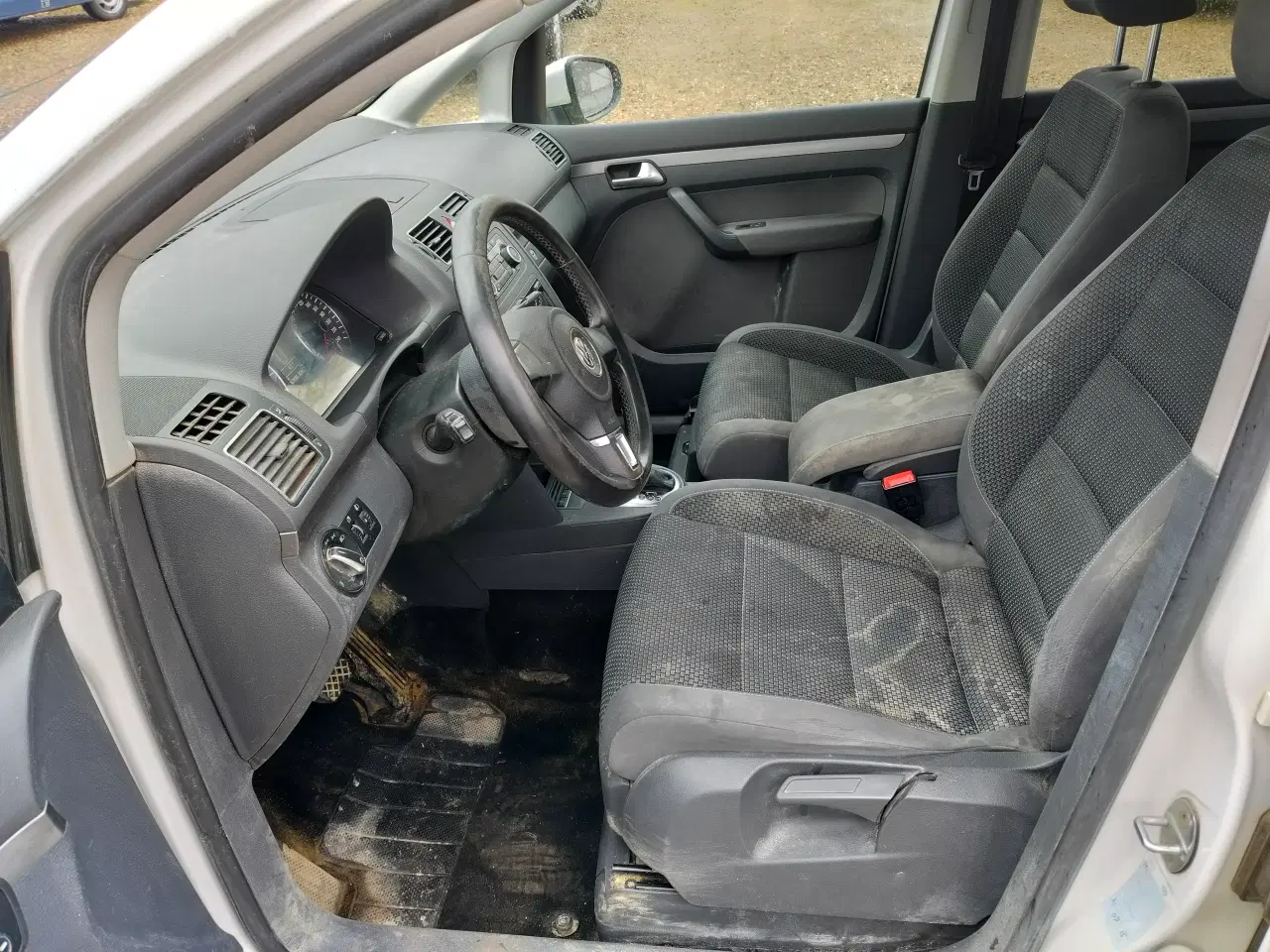 Billede 5 - VW Touran 2,0 TDI Automatgear godt brugt 