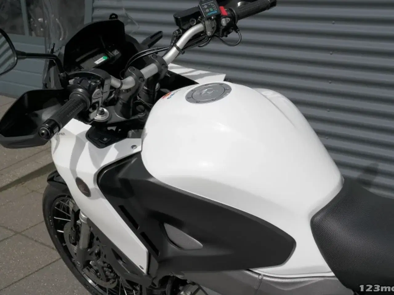 Billede 24 - Honda VFR 1200 X MC-SYD       BYTTER GERNE