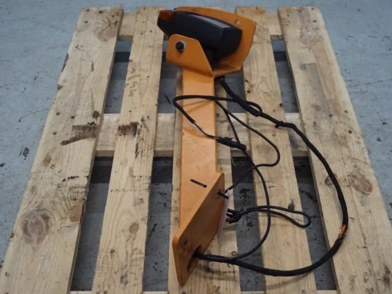 Billede 2 - Case 621D R. Lygtearm 380897A1