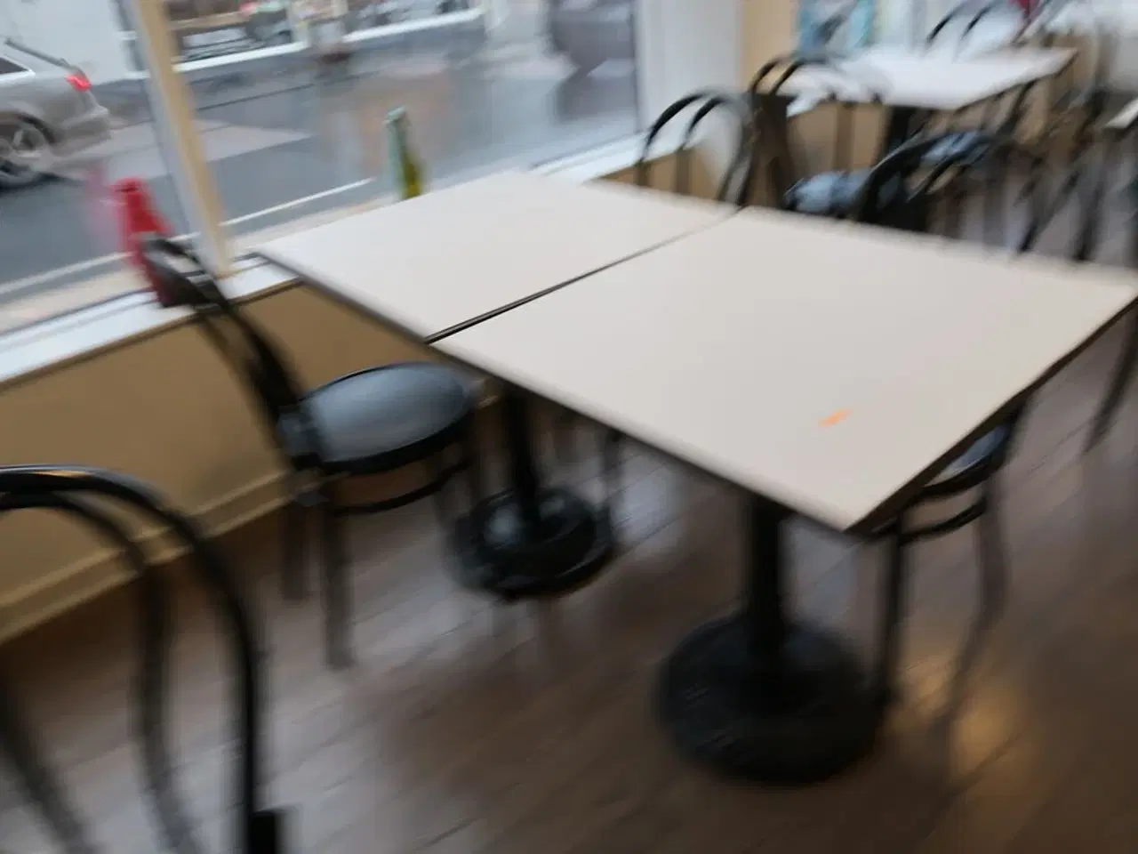 Billede 5 - 4 stk. caféborde med 7 stk. caféstole