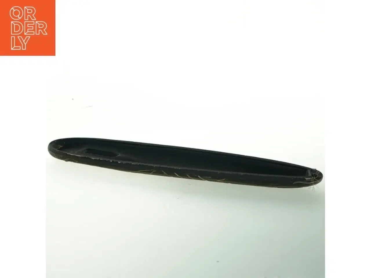 Billede 2 - Træskulptur med tribal-motiver (str. 48,5x12 cm)