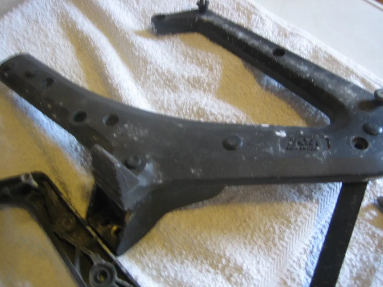 Billede 5 - Moto guzzi SP3 Cali 3 mm taskeholder Givi