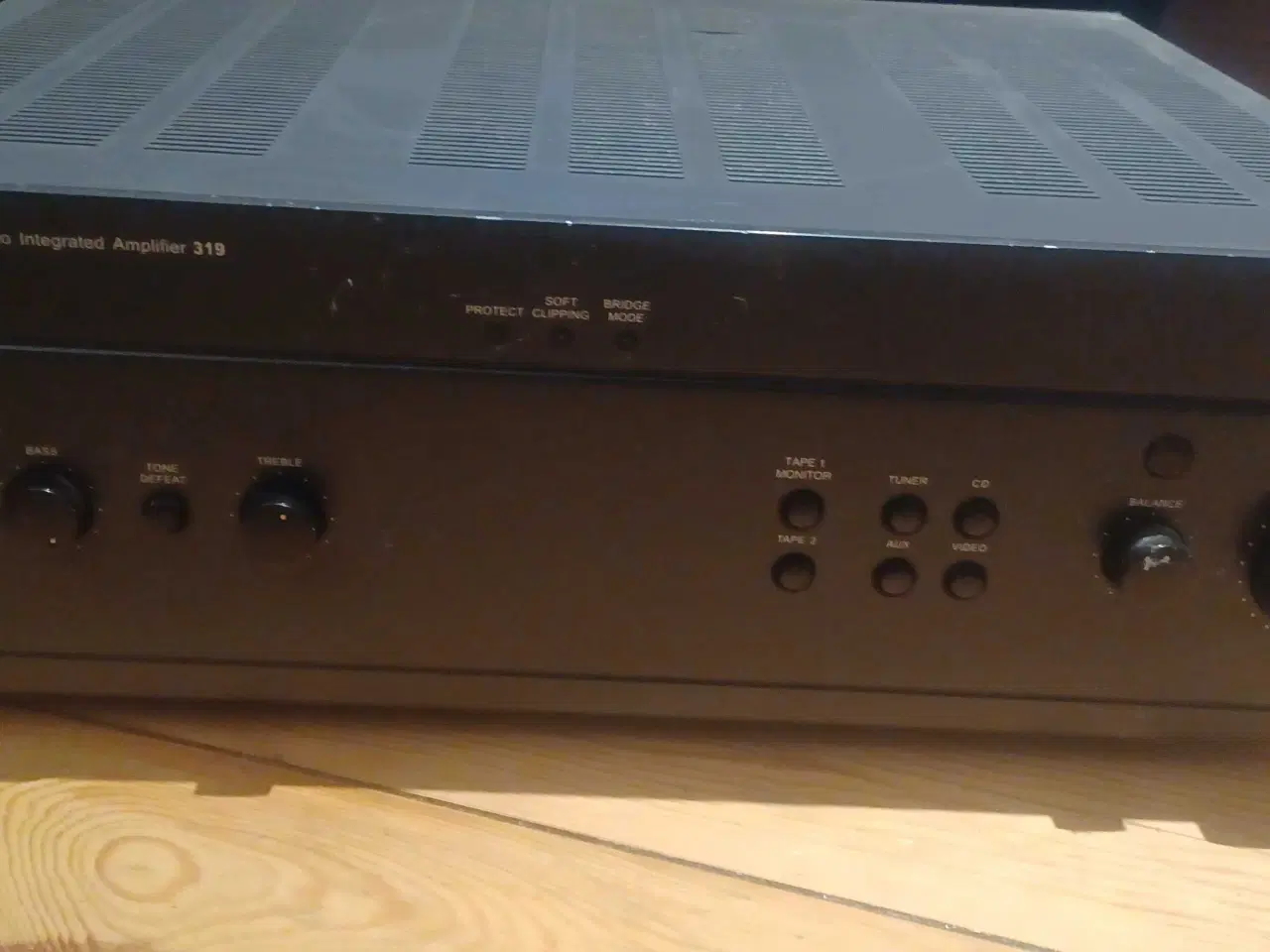 Billede 1 - NAD  319  FORSTÆRKER..
