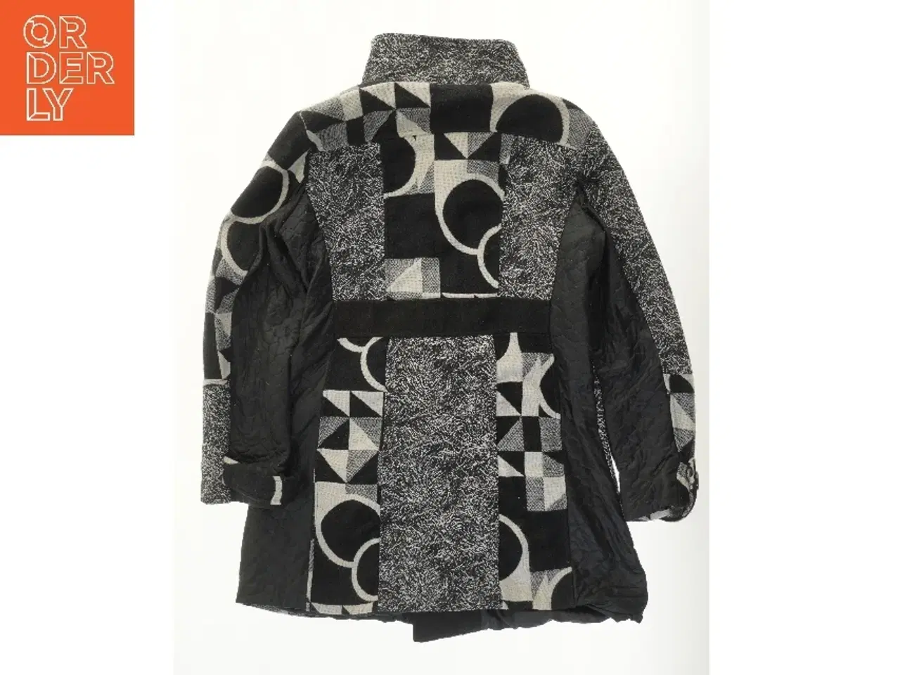 Billede 2 - Jakke med geometrisk mønster (str. XXL)