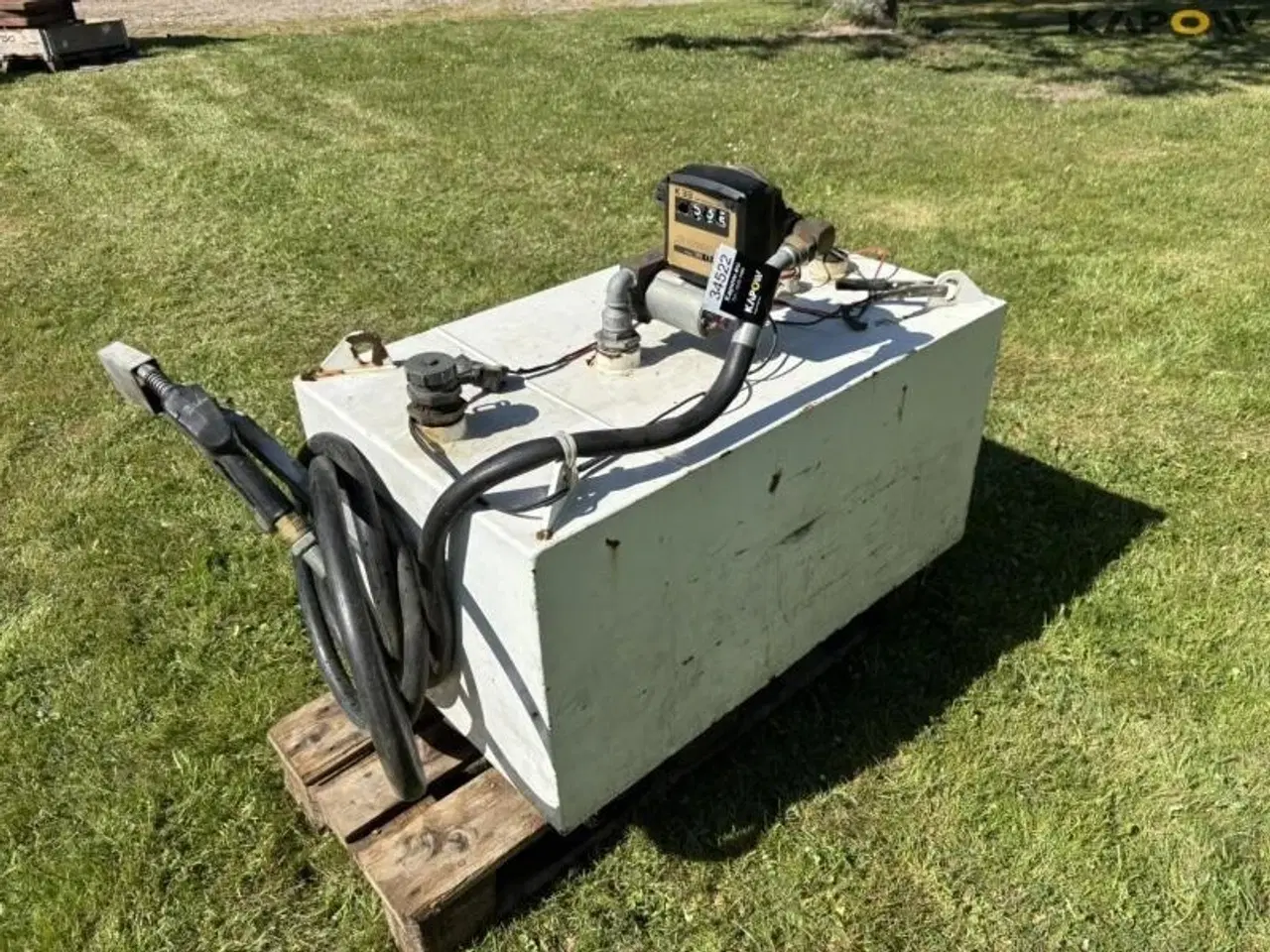 Billede 6 - - - - 300 liter olietank med el pumpe