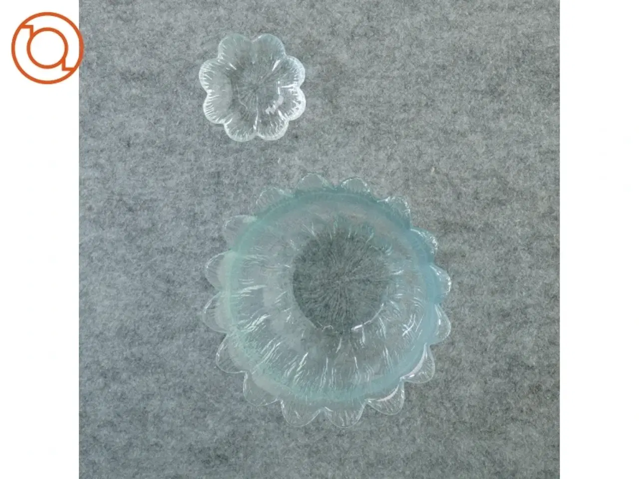 Billede 2 - Skåle (str. 9 cm 18 x 8 cm)