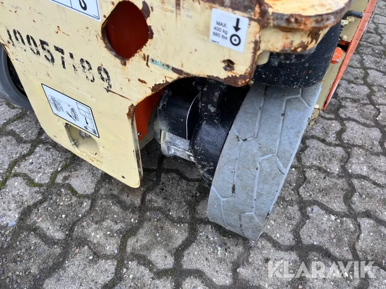 Billede 10 - Søjlelift JLG 1230ES