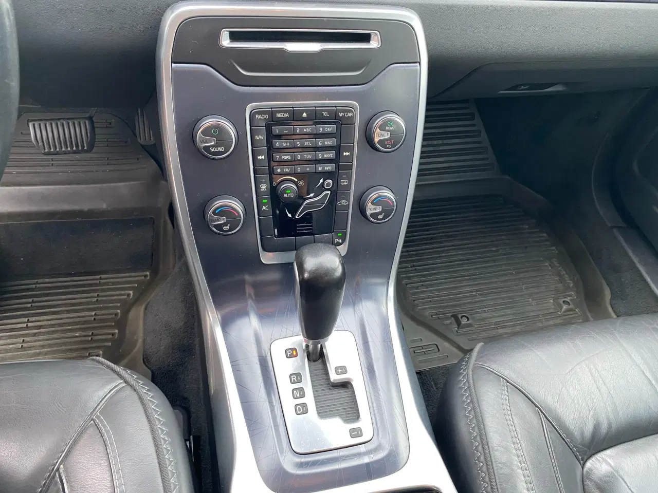 Billede 14 - Volvo V70 1,6 T4 Base Powershift 180HK Stc 6g Aut.