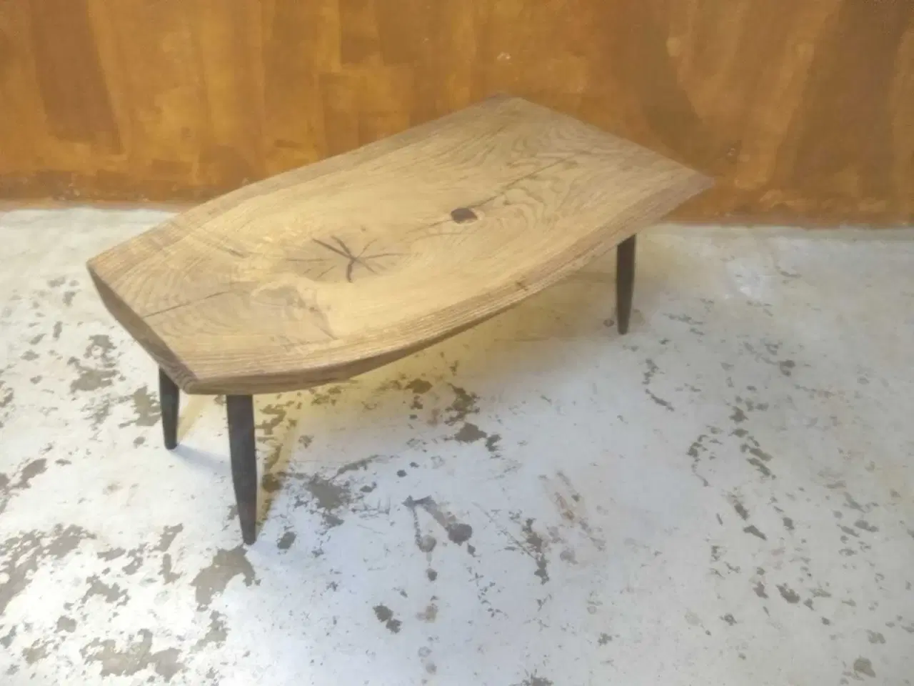Billede 1 - Nyt sofabord i egetræ