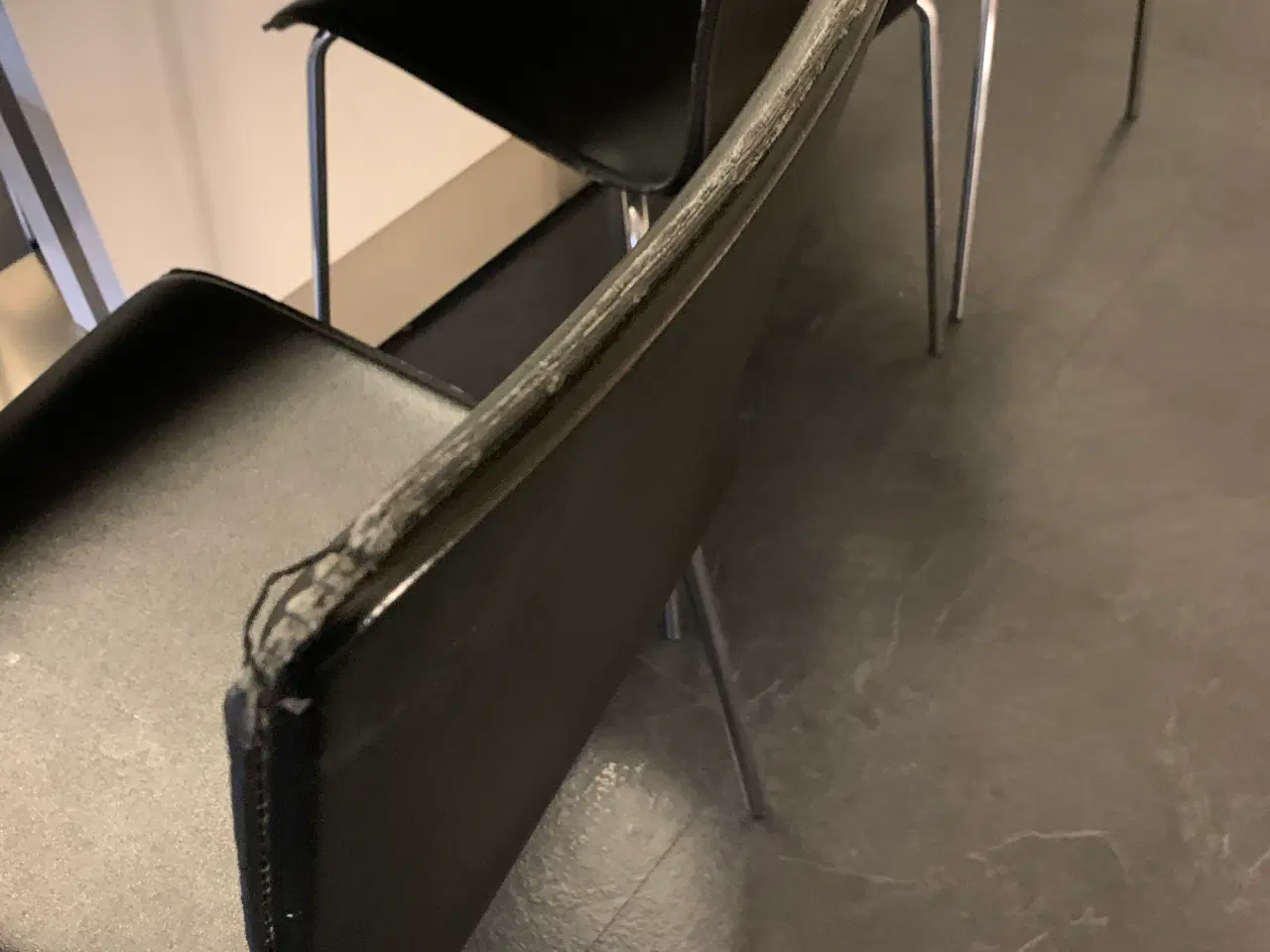 Billede 5 - Spisebord med 8 stole