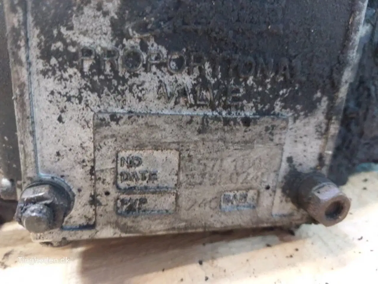 Billede 10 - Hydrema 906B Styreventil 514202